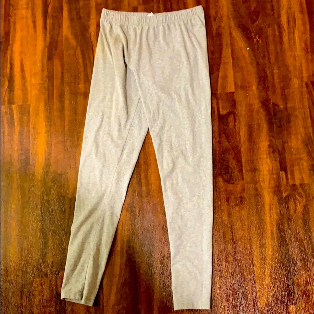 Gray Leggings/ Black Yoga Pants